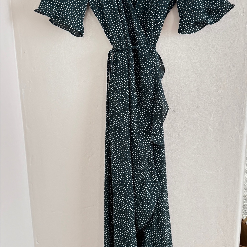 Lulu's Green Flutter Sleeve V-Neck Sundress